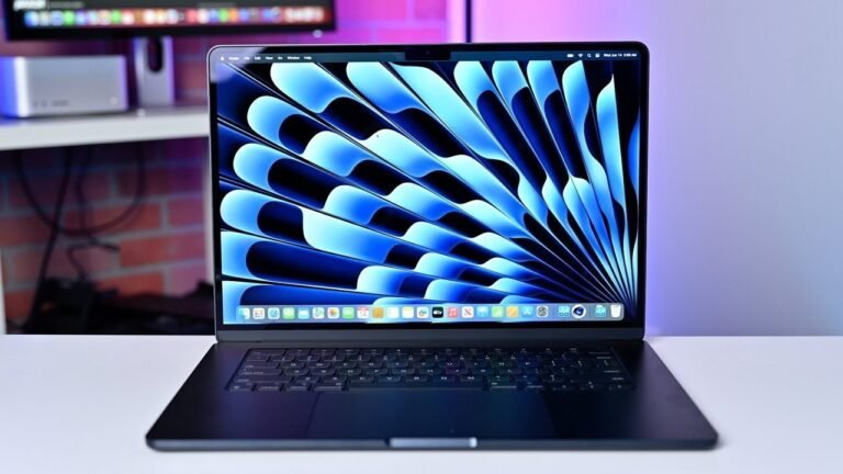 OLED MacBook Air için beklenti 2029’a kaydı