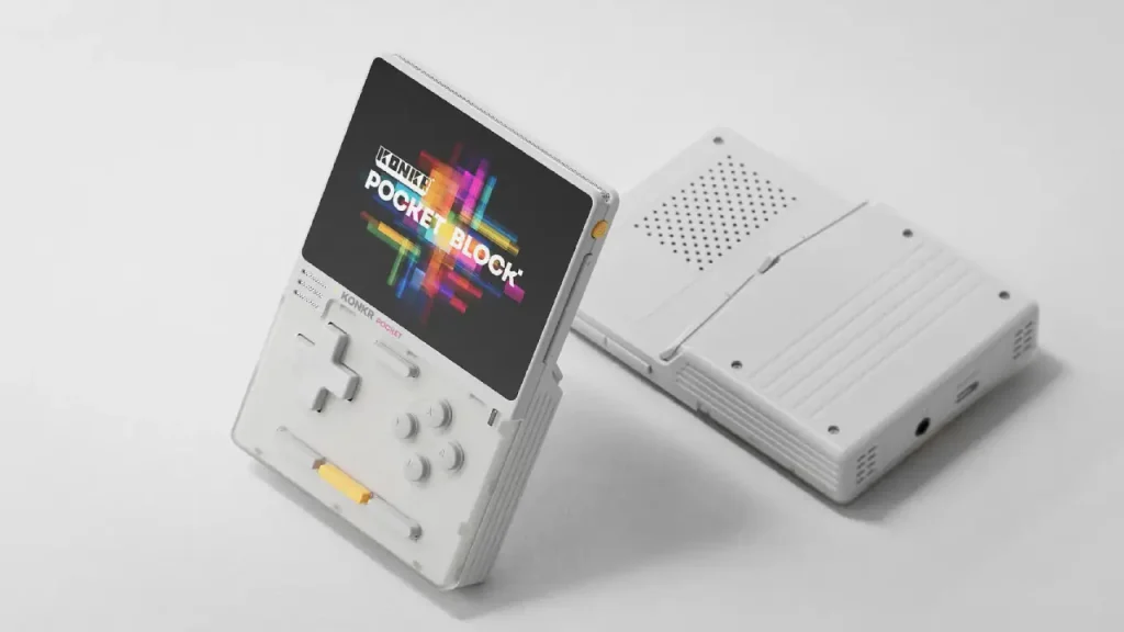 Game Boy Tarzı Android El Konsolu Satışa Çıktı